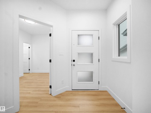 6811 171 Avenue, Edmonton, AB - Indoor Photo Showing Other Room