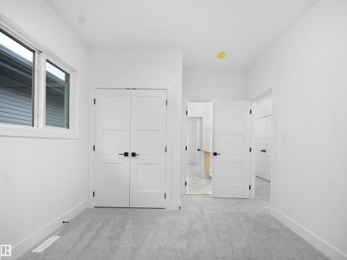 6811 171 Avenue, Edmonton, AB - Indoor Photo Showing Other Room