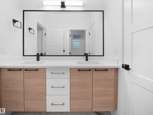 6811 171 Avenue, Edmonton, AB - Indoor