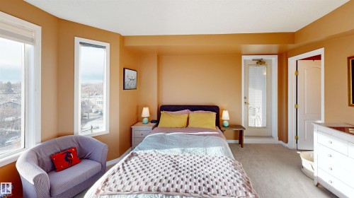 605 10649 Saskatchewan Drive, Edmonton, AB - Indoor Photo Showing Bedroom
