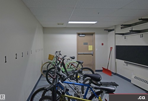 605 10649 Saskatchewan Drive, Edmonton, AB - Indoor