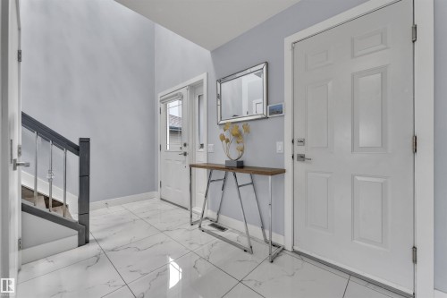 3212 29 Avenue, Edmonton, AB - Indoor Photo Showing Other Room