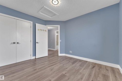 3212 29 Avenue, Edmonton, AB - Indoor Photo Showing Other Room