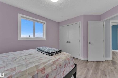 3212 29 Avenue, Edmonton, AB - Indoor Photo Showing Bedroom