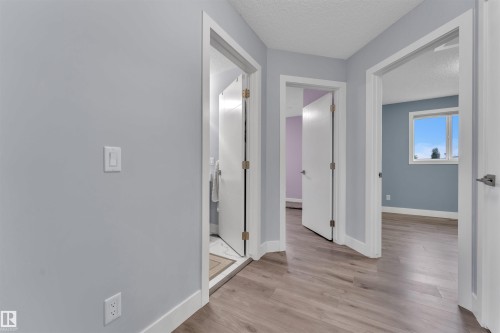 3212 29 Avenue, Edmonton, AB - Indoor Photo Showing Other Room