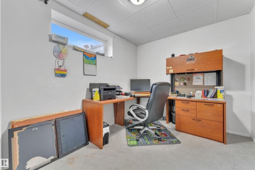 3212 29 Avenue, Edmonton, AB - Indoor Photo Showing Office