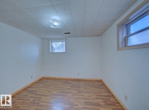 7912 82 Avenue, Edmonton, AB - Indoor Photo Showing Other Room