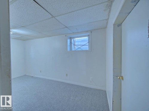 7912 82 Avenue, Edmonton, AB - Indoor Photo Showing Other Room