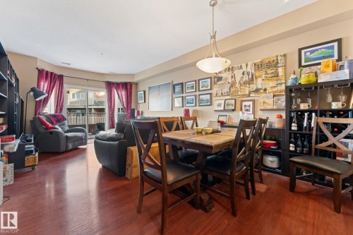 324 4304 139 Avenue Nw, Edmonton, AB - Indoor Photo Showing Dining Room