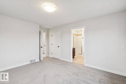 323 Avena Link, Leduc, AB - Indoor Photo Showing Other Room