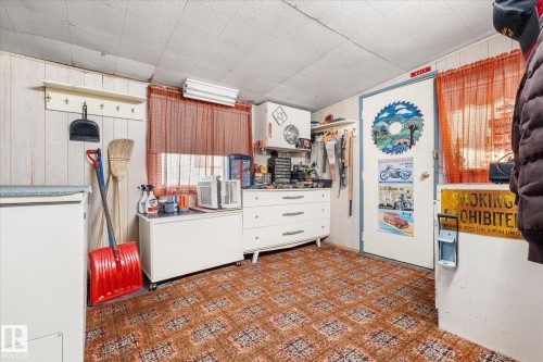 44 305 Calahoo Road, Spruce Grove, AB - Indoor