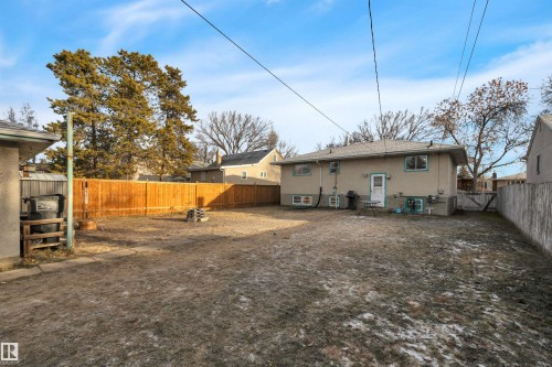 12218 83 Street, Edmonton, AB - Outdoor