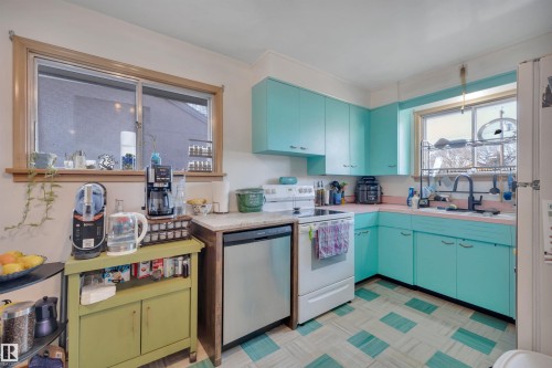 12218 83 Street, Edmonton, AB - Indoor Photo Showing Kitchen
