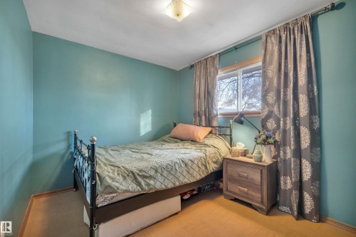 12218 83 Street, Edmonton, AB - Indoor Photo Showing Bedroom