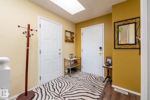 5973 189 Street, Edmonton, AB - Indoor