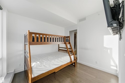 3208 10360 102 Street, Edmonton, AB - Indoor Photo Showing Bedroom