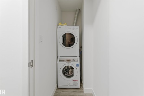 3208 10360 102 Street, Edmonton, AB - Indoor Photo Showing Laundry Room