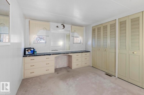 5321 57 Street, Cold Lake, AB - Indoor Photo Showing Other Room