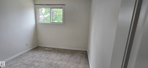 321 Northgate Terrace, Edmonton, AB - Indoor Photo Showing Other Room