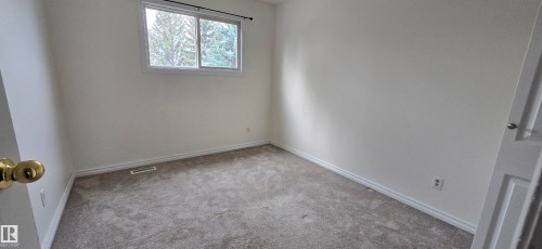 321 Northgate Terrace, Edmonton, AB - Indoor Photo Showing Other Room