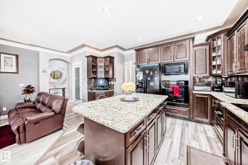 1715 69 Street, Edmonton, AB - Indoor Photo Showing Kitchen