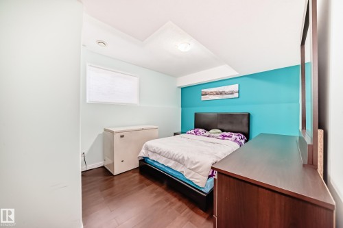 1715 69 Street, Edmonton, AB - Indoor Photo Showing Bedroom