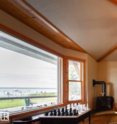 103 Argentia Beach, Rural Wetaskiwin County, AB - Indoor Photo Showing Other Room