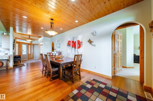 103 Argentia Beach, Rural Wetaskiwin County, AB - Indoor Photo Showing Dining Room
