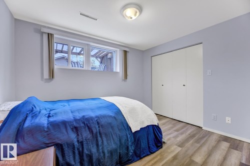 10636 79 Street Nw, Edmonton, AB - Indoor Photo Showing Bedroom