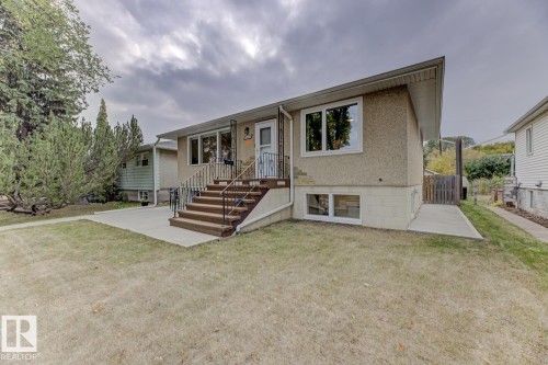 10636 79 Street Nw, Edmonton, AB - Outdoor