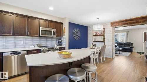 27 Tonewood Boulevard, Spruce Grove, AB - Indoor Photo Showing Kitchen With Upgraded Kitchen