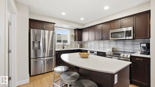27 Tonewood Boulevard, Spruce Grove, AB - Indoor Photo Showing Kitchen With Upgraded Kitchen