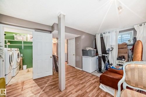 121 Bulyea Road, Edmonton, AB - Indoor Photo Showing Laundry Room
