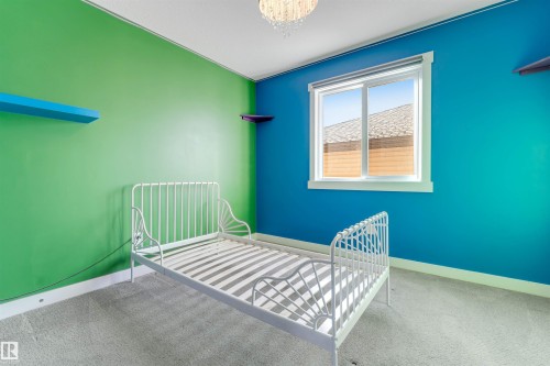 811 35 Avenue, Edmonton, AB - Indoor