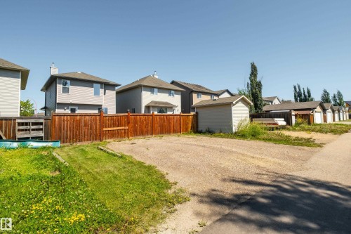 243 Southwick Way, Leduc, AB - Outdoor