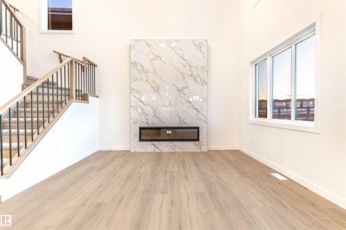 8 Axelwood Crescent, Spruce Grove, AB - Indoor Photo Showing Other Room