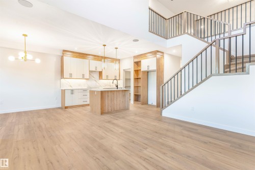 8 Axelwood Crescent, Spruce Grove, AB - Indoor Photo Showing Kitchen
