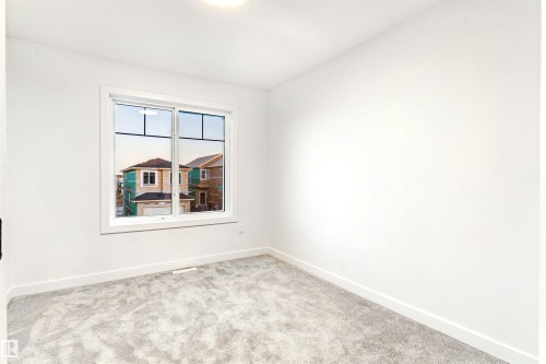 8 Axelwood Crescent, Spruce Grove, AB - Indoor Photo Showing Other Room
