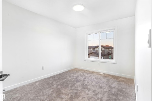 8 Axelwood Crescent, Spruce Grove, AB - Indoor Photo Showing Other Room