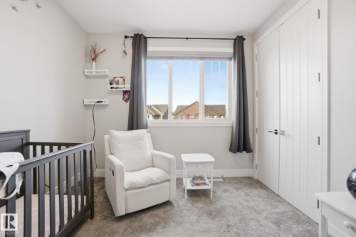 1333 Graydon Hill Way, Edmonton, AB - Indoor Photo Showing Bedroom