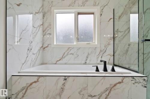 17115 3 Street, Edmonton, AB - Indoor Photo Showing Bathroom