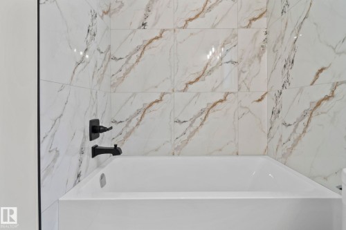 17115 3 Street, Edmonton, AB - Indoor Photo Showing Bathroom