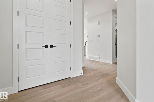 17115 3 Street, Edmonton, AB - Indoor Photo Showing Other Room