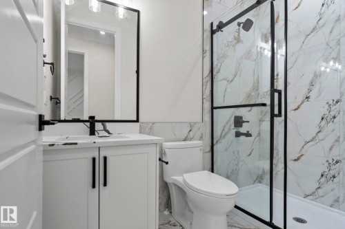 17115 3 Street, Edmonton, AB - Indoor Photo Showing Bathroom