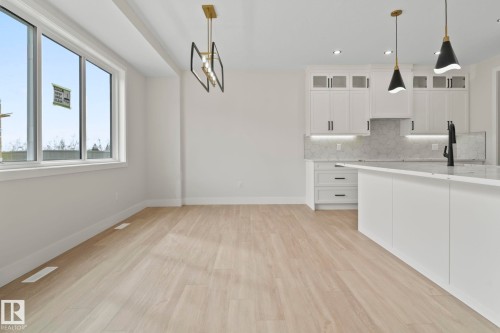 17115 3 Street, Edmonton, AB - Indoor Photo Showing Kitchen