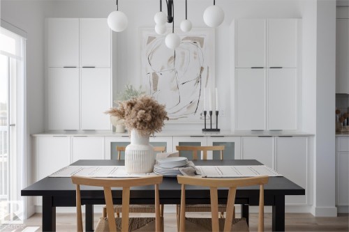 3245 Dixon Way, Edmonton, AB - Indoor Photo Showing Dining Room