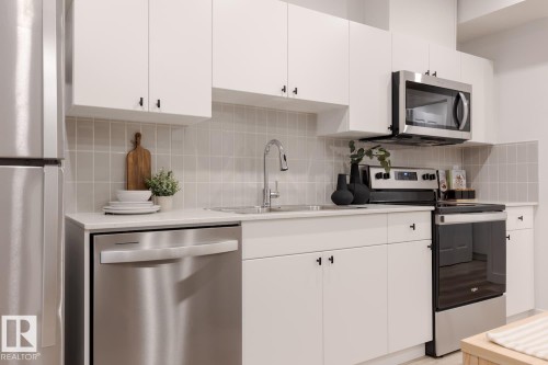 3245 Dixon Way, Edmonton, AB - Indoor Photo Showing Kitchen With Upgraded Kitchen