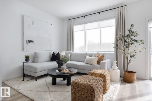 3245 Dixon Way, Edmonton, AB - Indoor Photo Showing Living Room