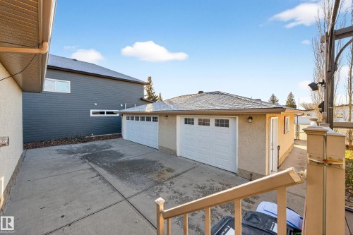 743 Lee Ridge Road Nw, Edmonton, AB - Outdoor With Exterior