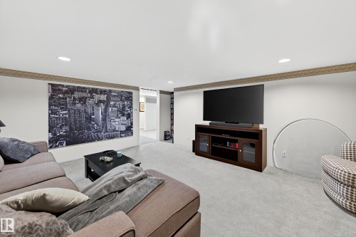 743 Lee Ridge Road Nw, Edmonton, AB - Indoor